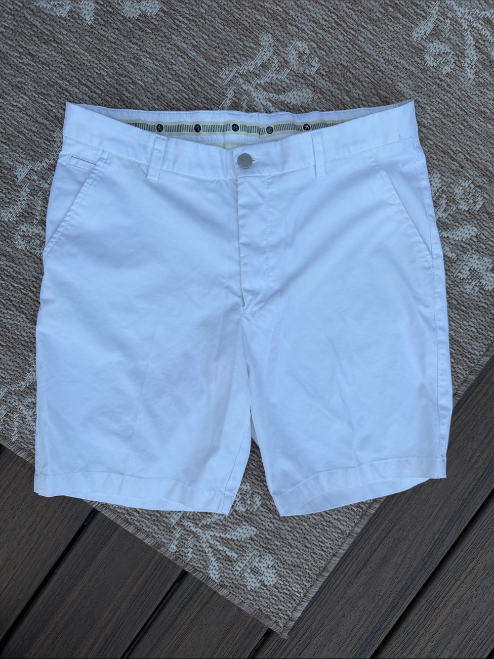 Ballin Men's White Flat-Front Cotton Shorts